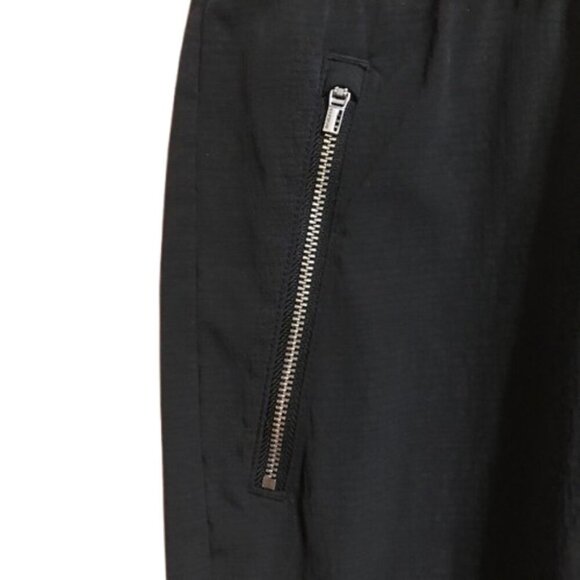 Athleta Women's Trekkie North Relaxed Mid Rise Jogger Plus Size Black Size 22 - Picture 7 of 11